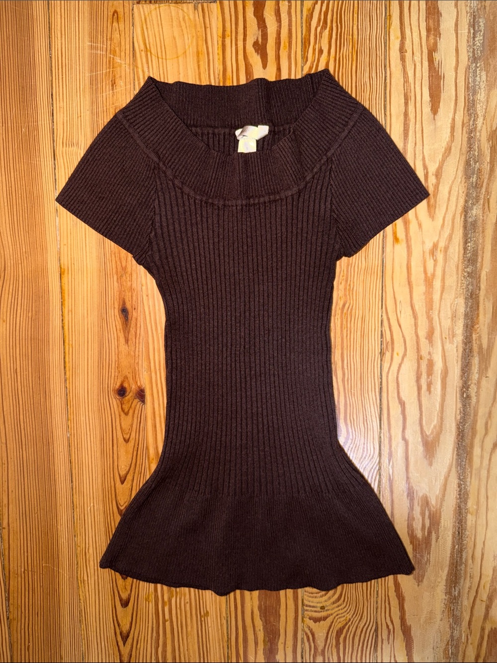 Vintage Y2K Studio Y Brown Ribbed Short Sleeve Knit Fitted Top
